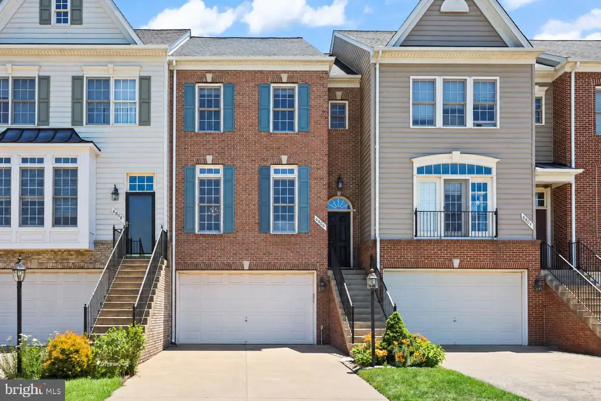 6806 Witton Cir, Gainesville, VA 20155 - #1