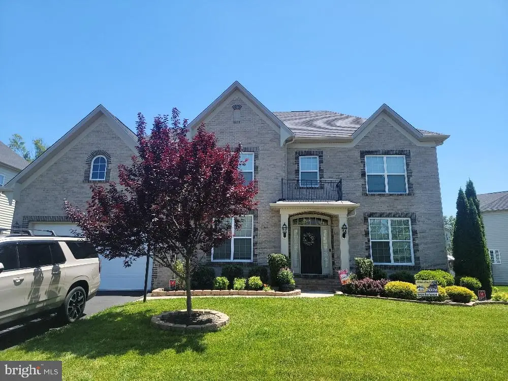 12137 Hickory Falls Ct, Woodbridge, VA 22192 - #1
