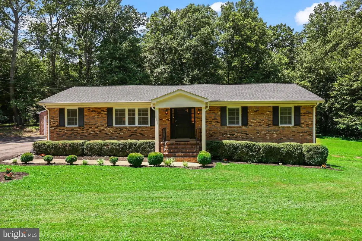 10210 Bent Tree Ln, Manassas, VA 20111 - #1