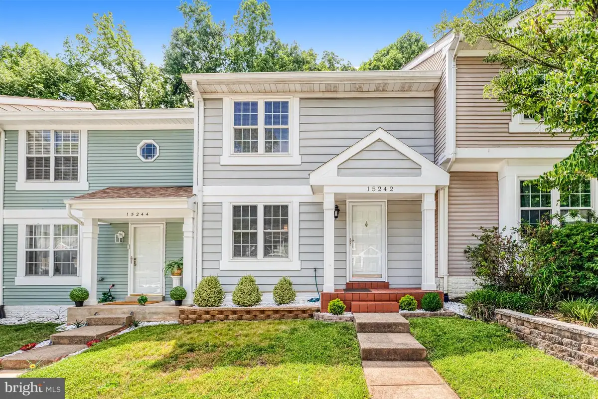 15242 Streamside Ct, Dumfries, VA 22025 - #1