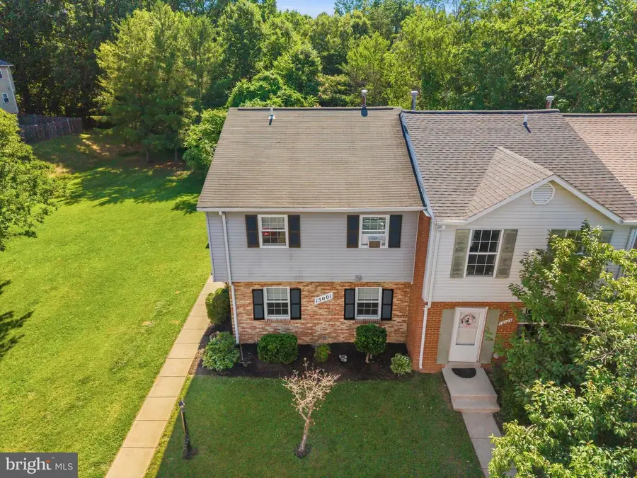 15001 Cherrydale Dr, Woodbridge, VA 22193 - #3