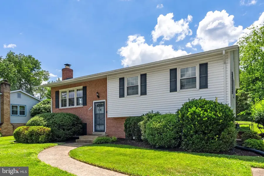 10005 Copeland Dr, Manassas, VA 20109 - #2