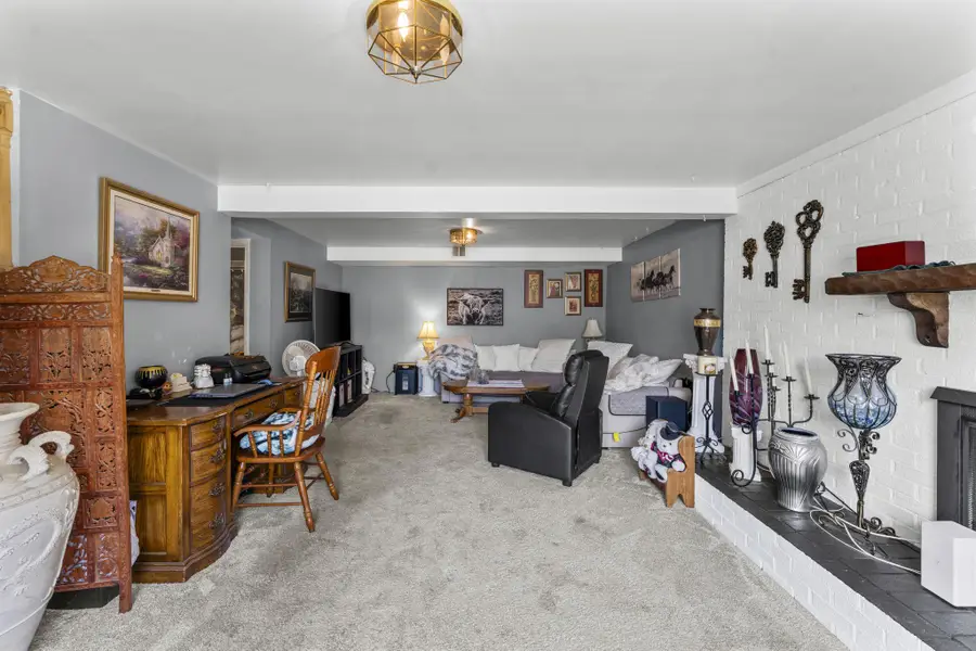 2243 W Longview Dr, Woodbridge, VA 22191 - #3