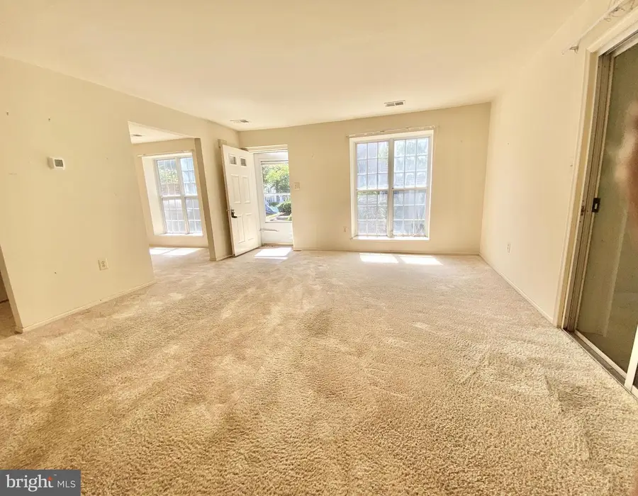 2877 Burgundy Pl, Woodbridge, VA 22192 - #3