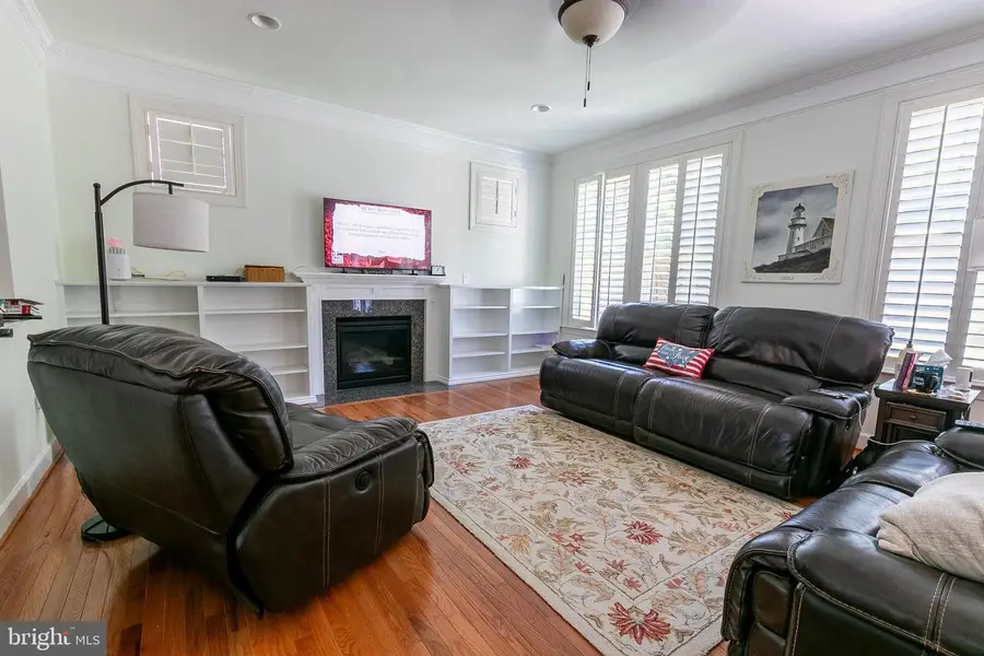 16408 Chattanooga Ln, Woodbridge, VA 22191 - #3