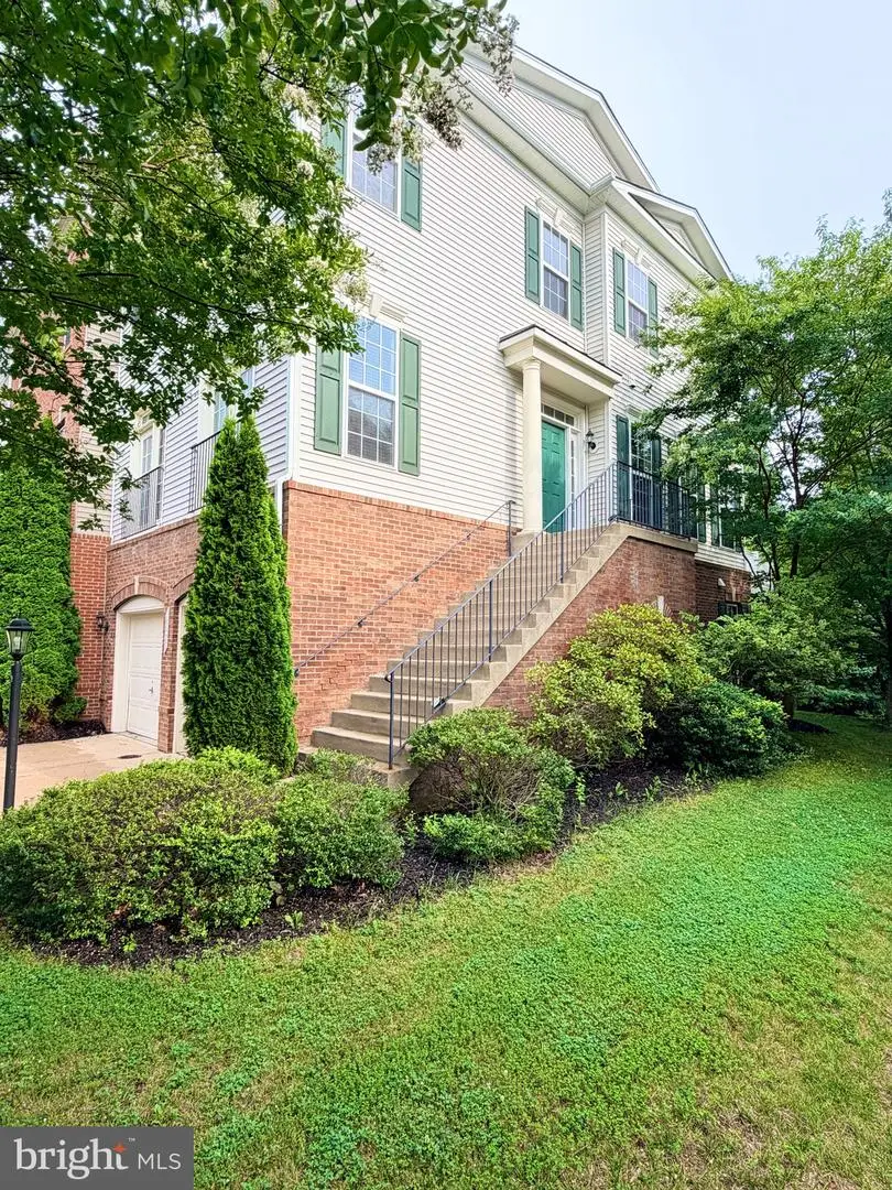 15925 Greymill Manor Dr, Haymarket, VA 20169 - #2