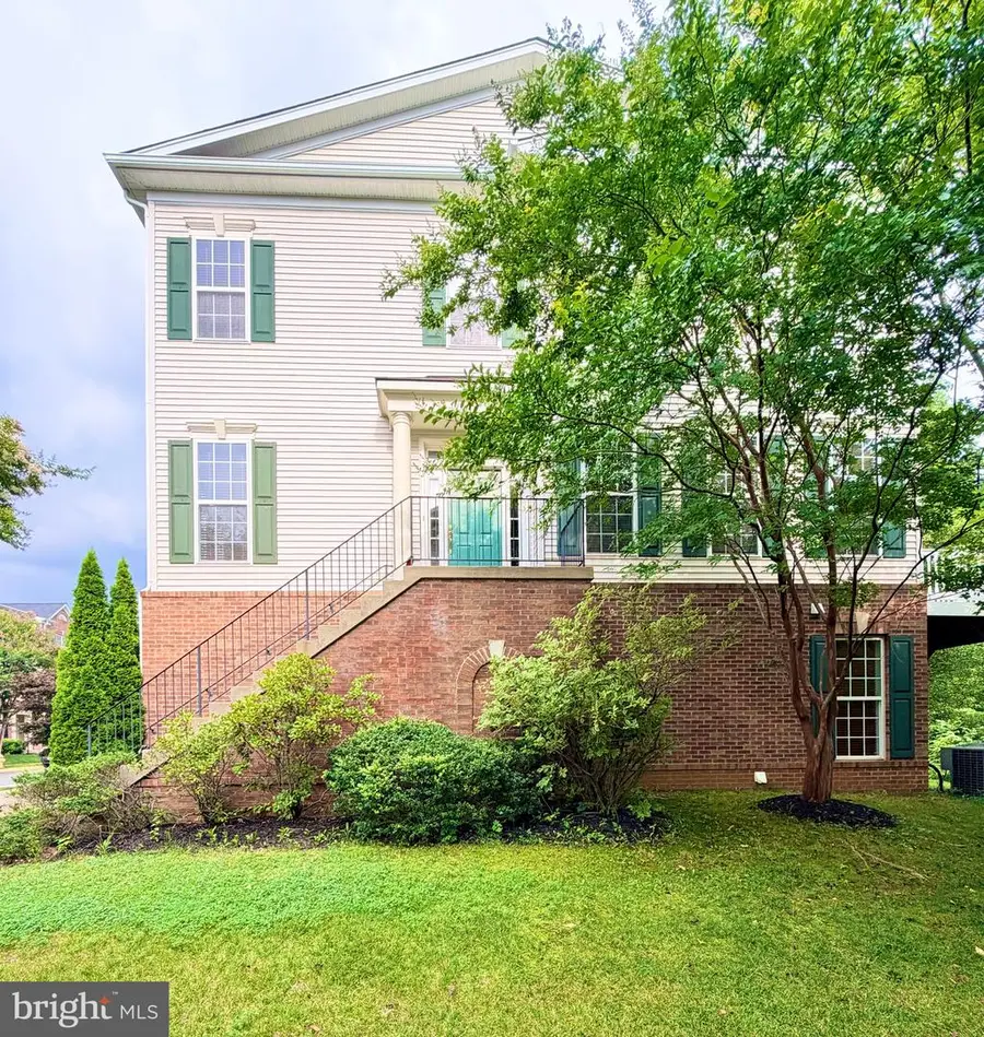 15925 Greymill Manor Dr, Haymarket, VA 20169 - #3