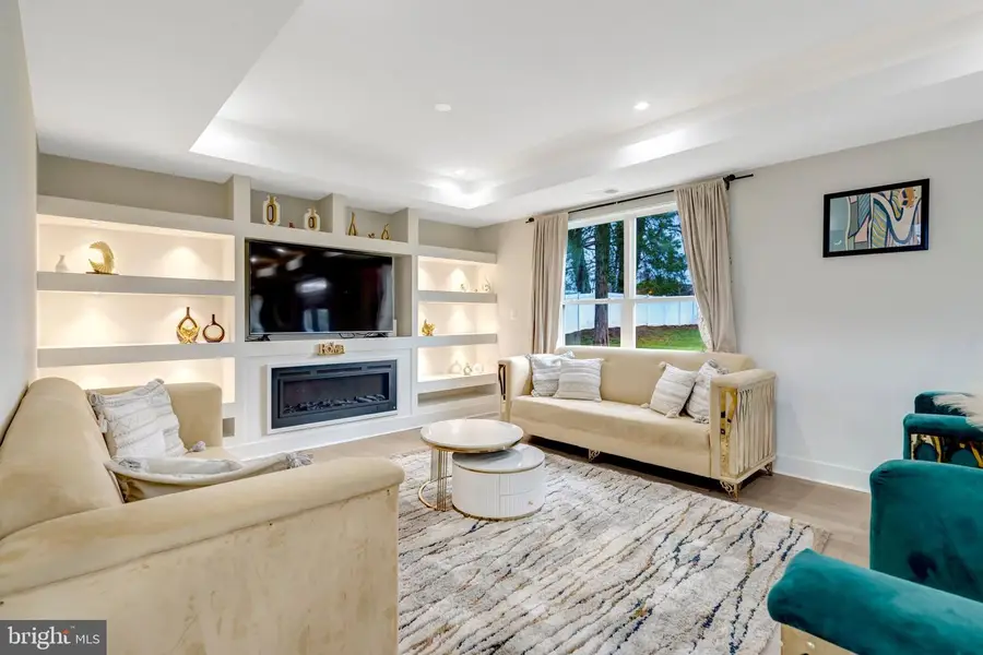 8709 Yorkshire Ln, Manassas, VA 20111 - #3