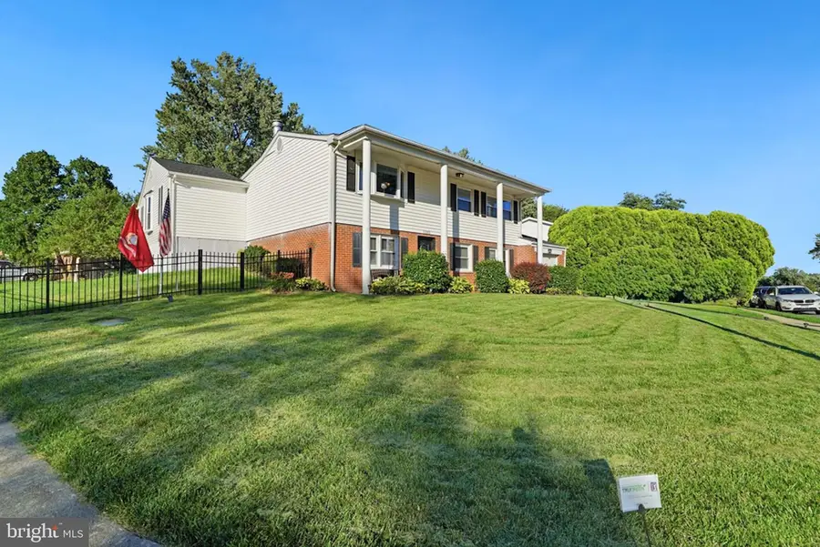 13203 Delaney Rd, Woodbridge, VA 22193 - #2