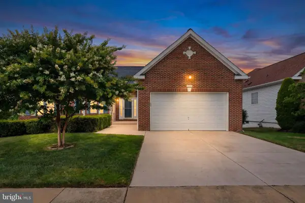 17633 Four Seasons Dr, DUMFRIES, VA 22025