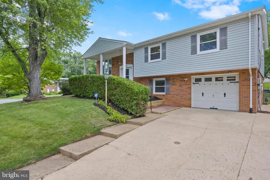 13501 Kelmont Ct, Woodbridge, VA 22193 - #2