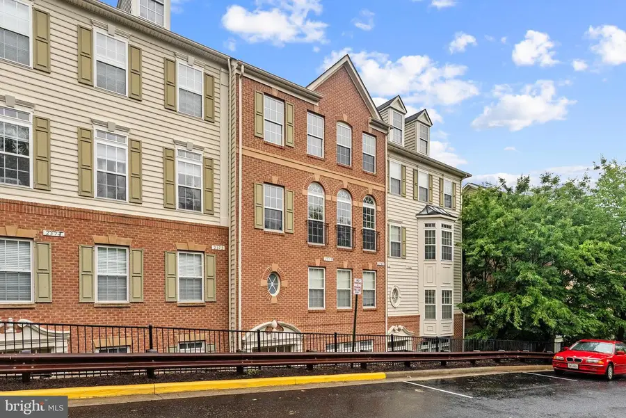 2370 Merseyside Dr, Woodbridge, VA 22191 - #2