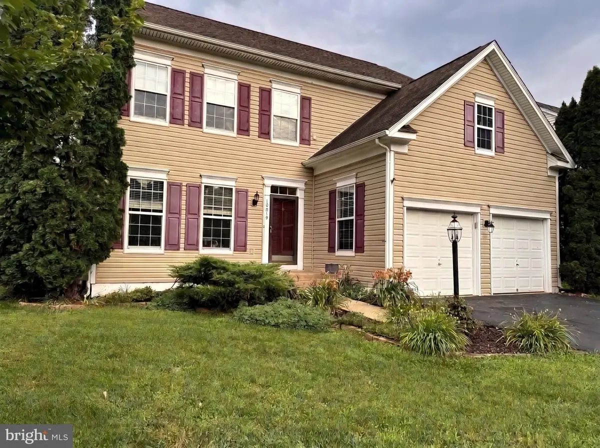 10019 Naughton Ct, Bristow, VA 20136 - #1