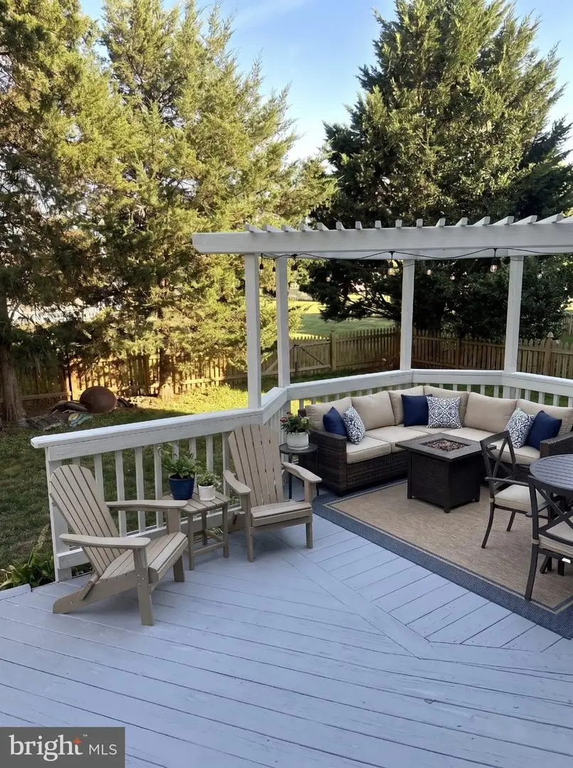 10019 Naughton Ct, Bristow, VA 20136 - #2