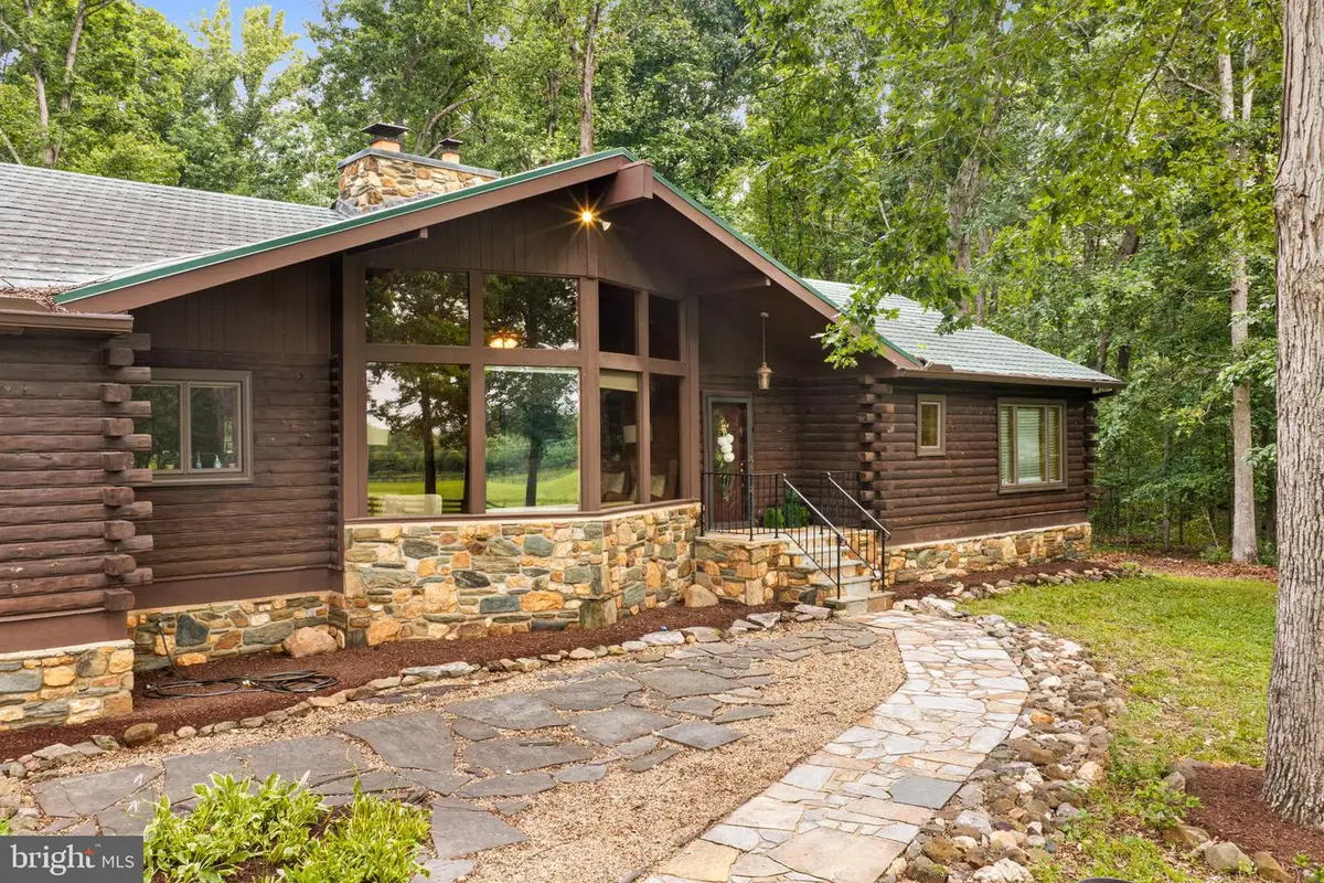 10904 Manley Rd, Nokesville, VA 20181 - #1