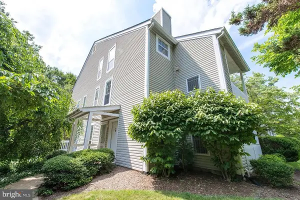 12110 Cardamom Dr #12110, WOODBRIDGE, VA 22192