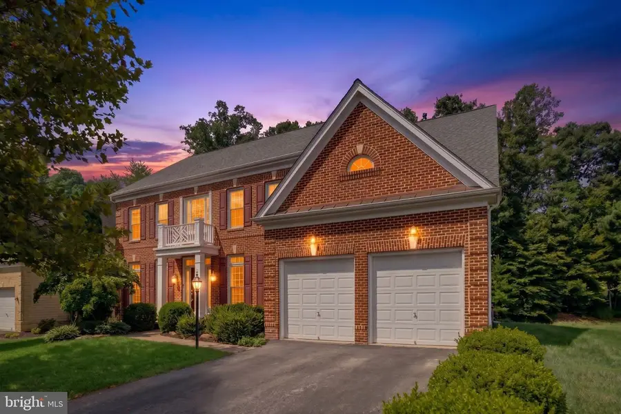 4759 Charter Ct, Woodbridge, VA 22192 - #2
