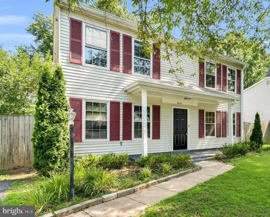 5566 Saint Charles Dr, Woodbridge, VA 22193 - #3