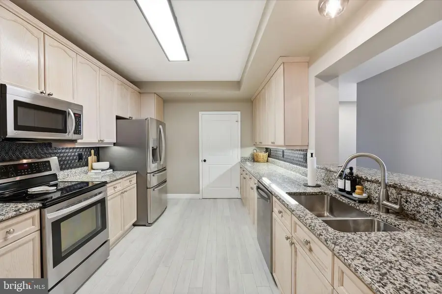 485 Harbor Side St #610, Woodbridge, VA 22191 - #3