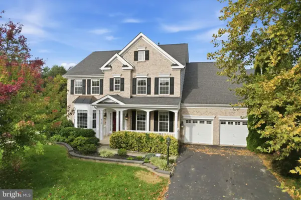 8720 Lords View Loop, GAINESVILLE, VA 20155