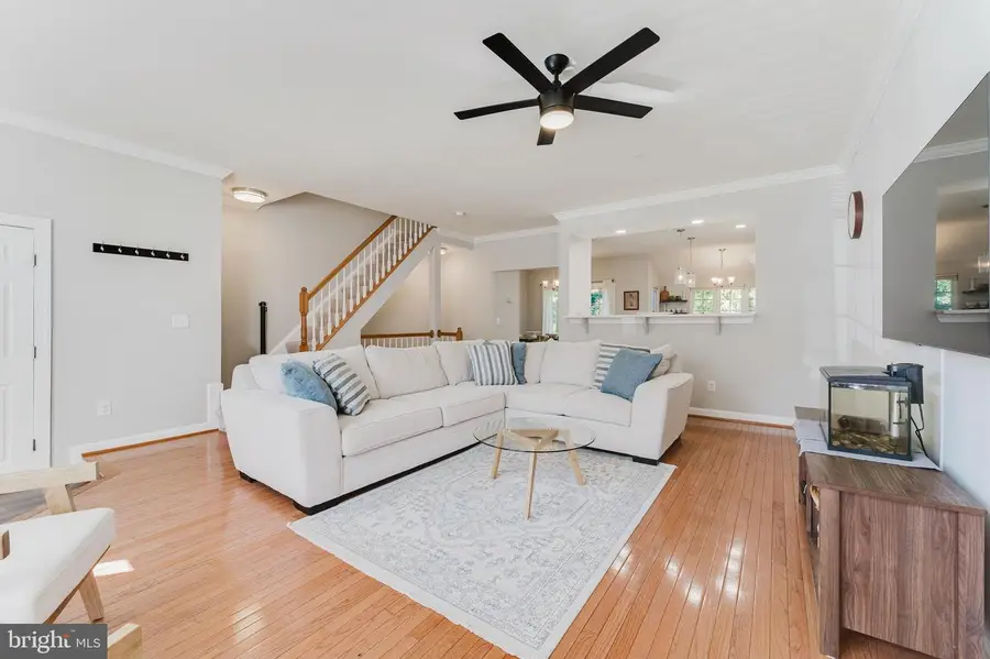 14144 Madrigal Dr, Woodbridge, VA 22193 - #3