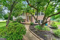 9601 Greenview Ln, MANASSAS, VA 20109