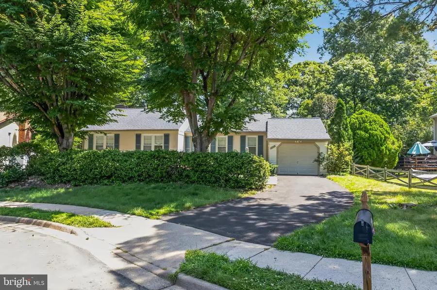 12023 Torrey Pine Ct, Woodbridge, VA 22192 - #2