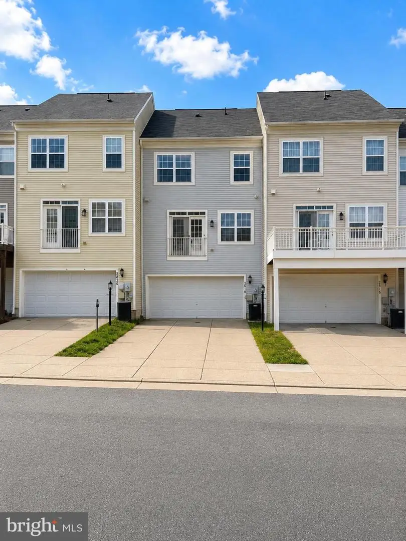 2618 River Basin Ln, Woodbridge, VA 22191 - #2