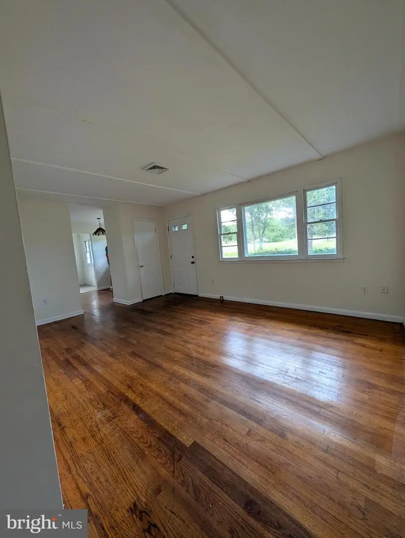 8614 Linton Hall Rd, Bristow, VA 20136 - #2