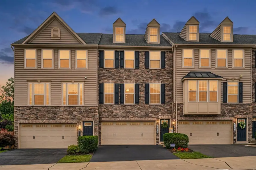 7739 Milton Cir, Gainesville, VA 20155 - #2