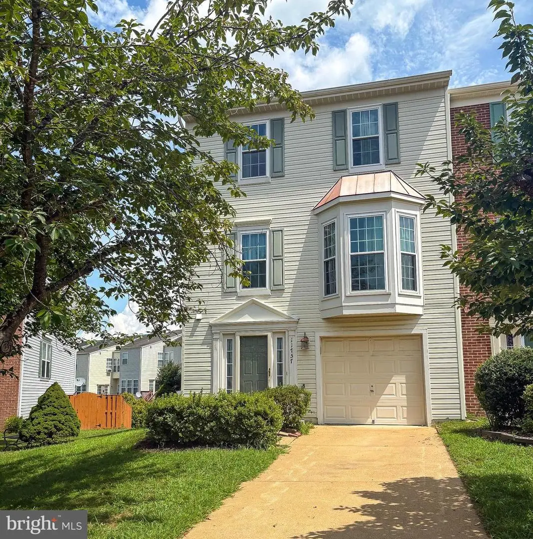 11757 Barrows Ln, Woodbridge, VA 22192 - #1