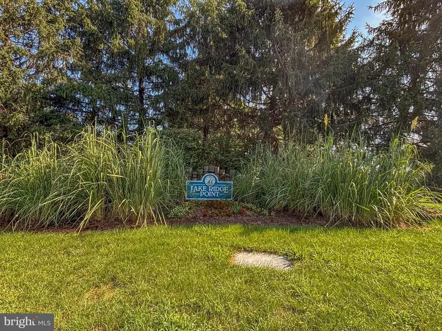 11757 Barrows Ln, Woodbridge, VA 22192 - #3