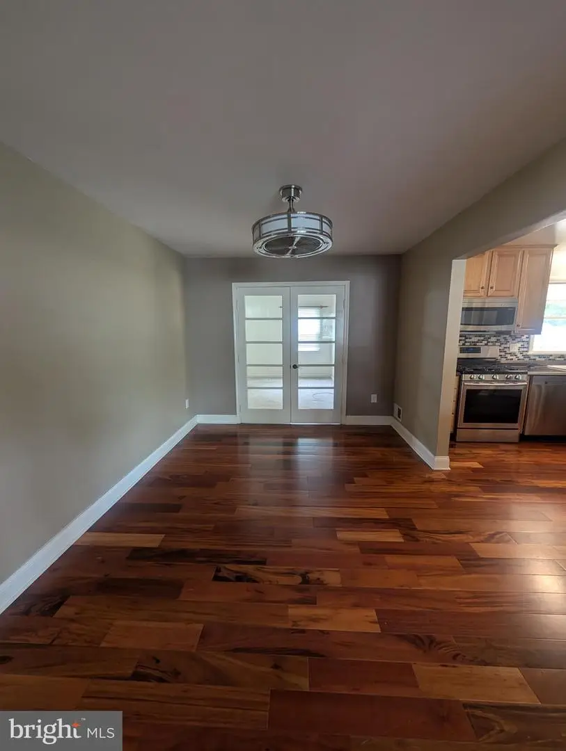 7407 Castle Rd, Manassas, VA 20109 - #3