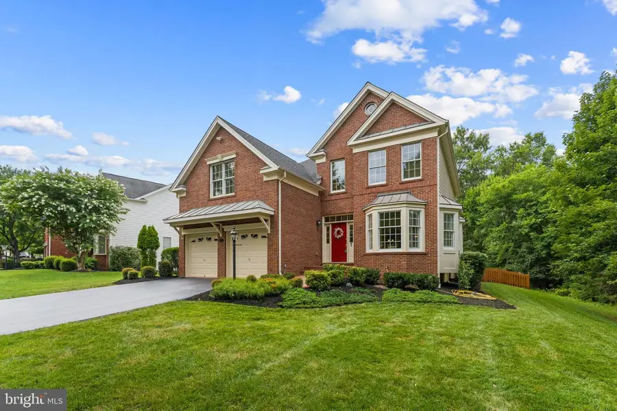 5777 Waterloo Bridge Cir, Haymarket, VA 20169 - #2