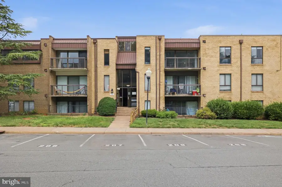7589 Margate Ct #204, Manassas, VA 20109 - #2