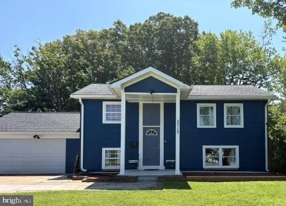3213 Bayfield Dr, Woodbridge, VA 22193 - #1