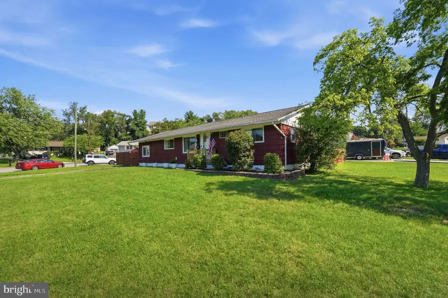 906 Wingfield Rd, Woodbridge, VA 22191 - #3