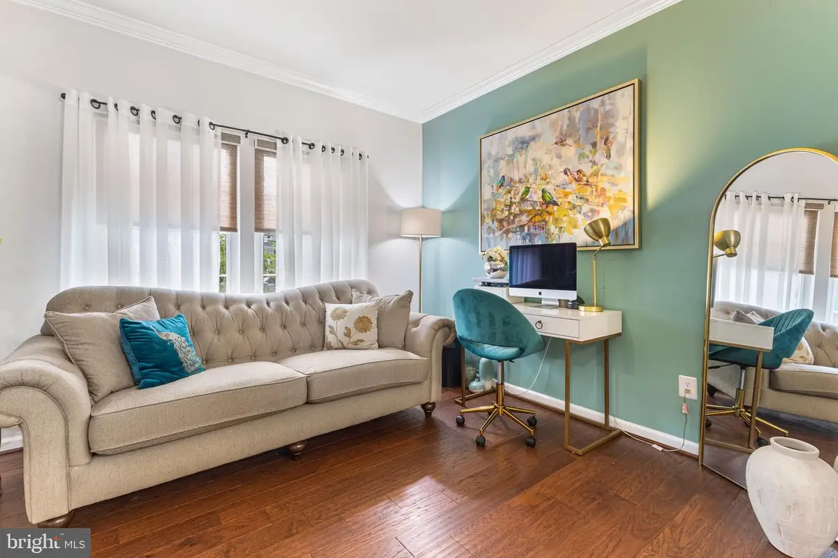 4557 Cotswold Manor Loop, Woodbridge, VA 22192 - #1