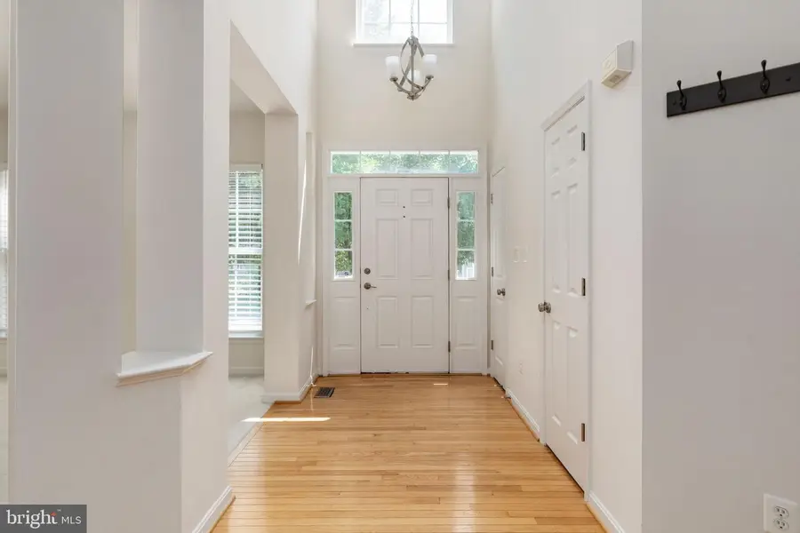 10012 Darnaway Ct, Bristow, VA 20136 - #2
