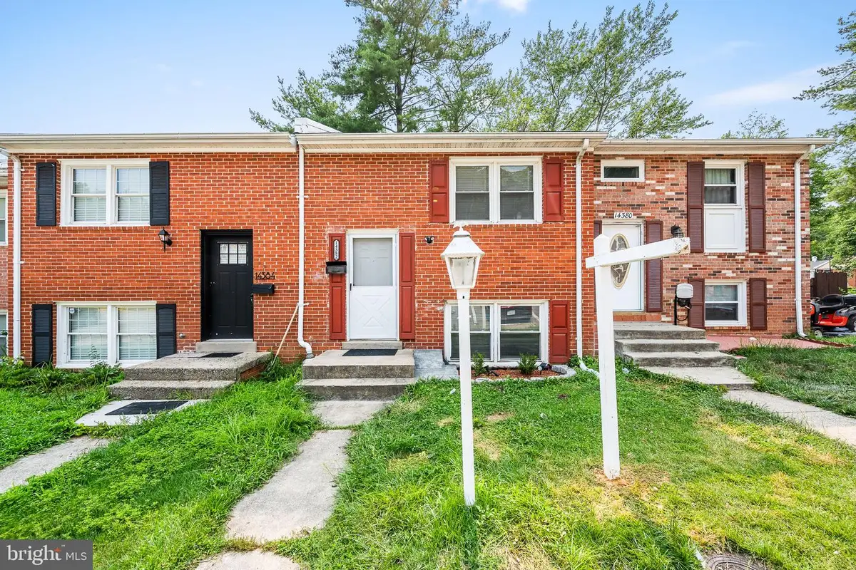 14382 Berkshire Dr, Woodbridge, VA 22193 - #1