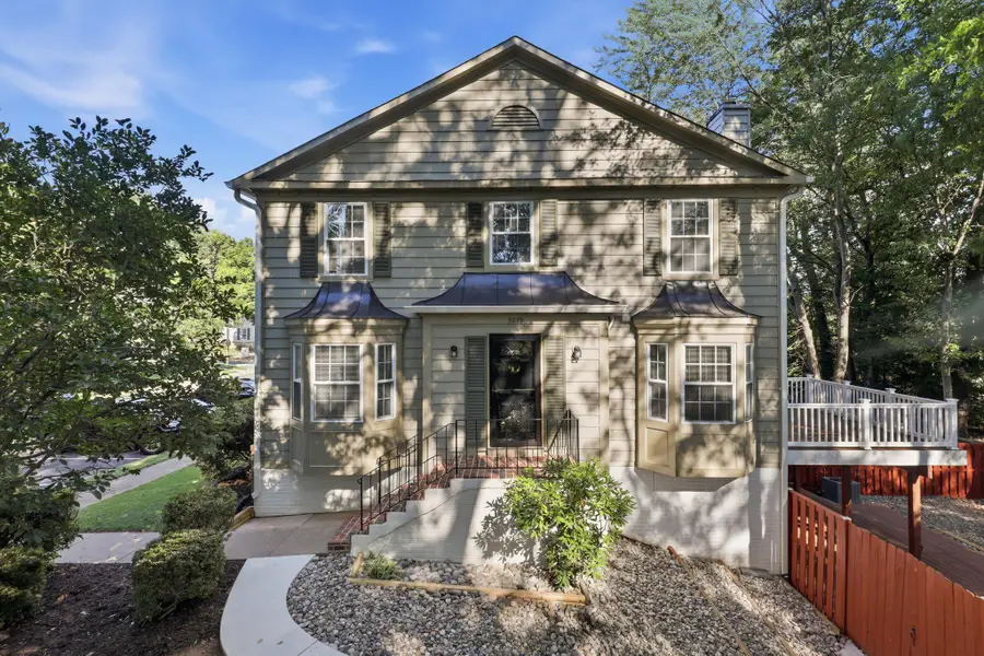 5079 Lambsgate Ln, Woodbridge, VA 22193 - #3