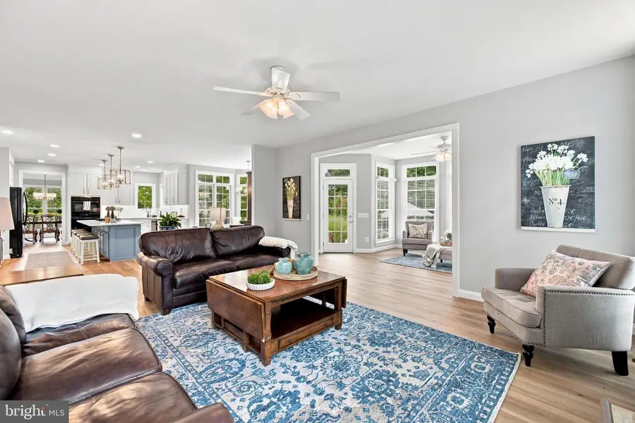 5905 Flynnsbrooke Ter, Haymarket, VA 20169 - #3