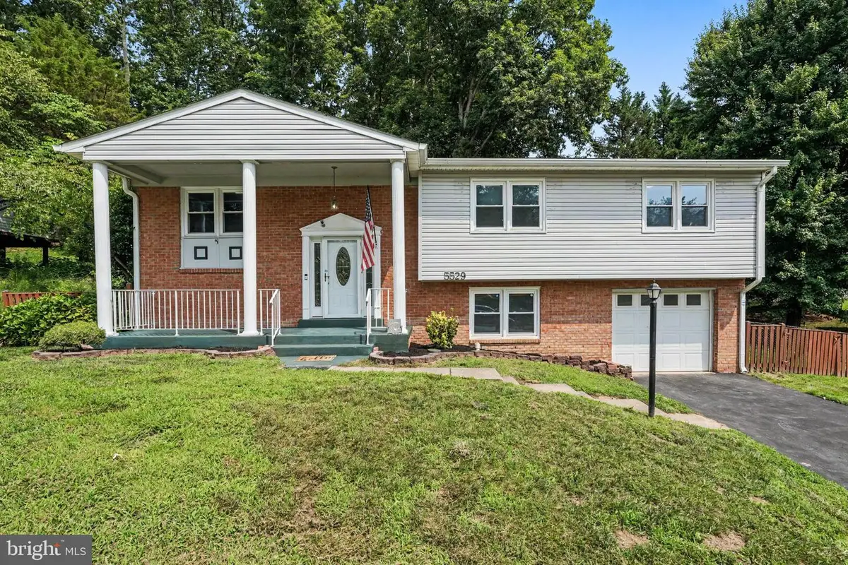 5529 Neddleton Ave, Woodbridge, VA 22193 - #1