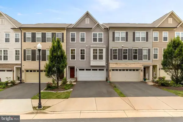 8141 Honey Bee Way, MANASSAS, VA 20111