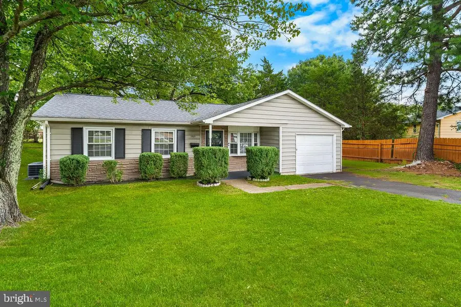 15105 Cloverdale Rd, Woodbridge, VA 22193 - #2