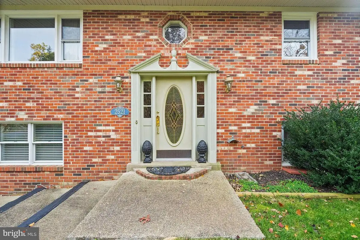 2521 Youngs Dr, Haymarket, VA 20169 - #1