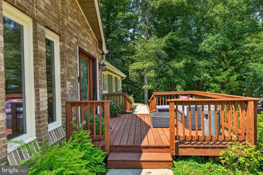 6273 Occoquan Forest Dr, Manassas, VA 20112 - #2