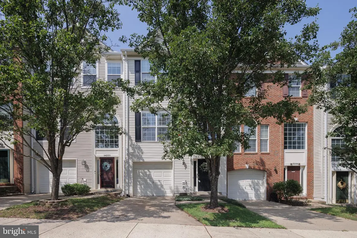 14248 Hunters Run Way, Gainesville, VA 20155 - #1