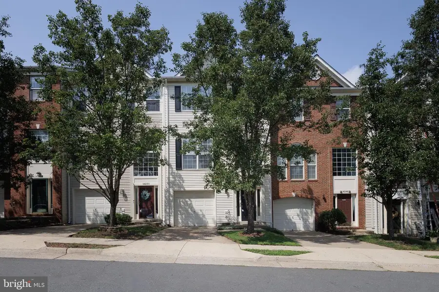 14248 Hunters Run Way, Gainesville, VA 20155 - #2