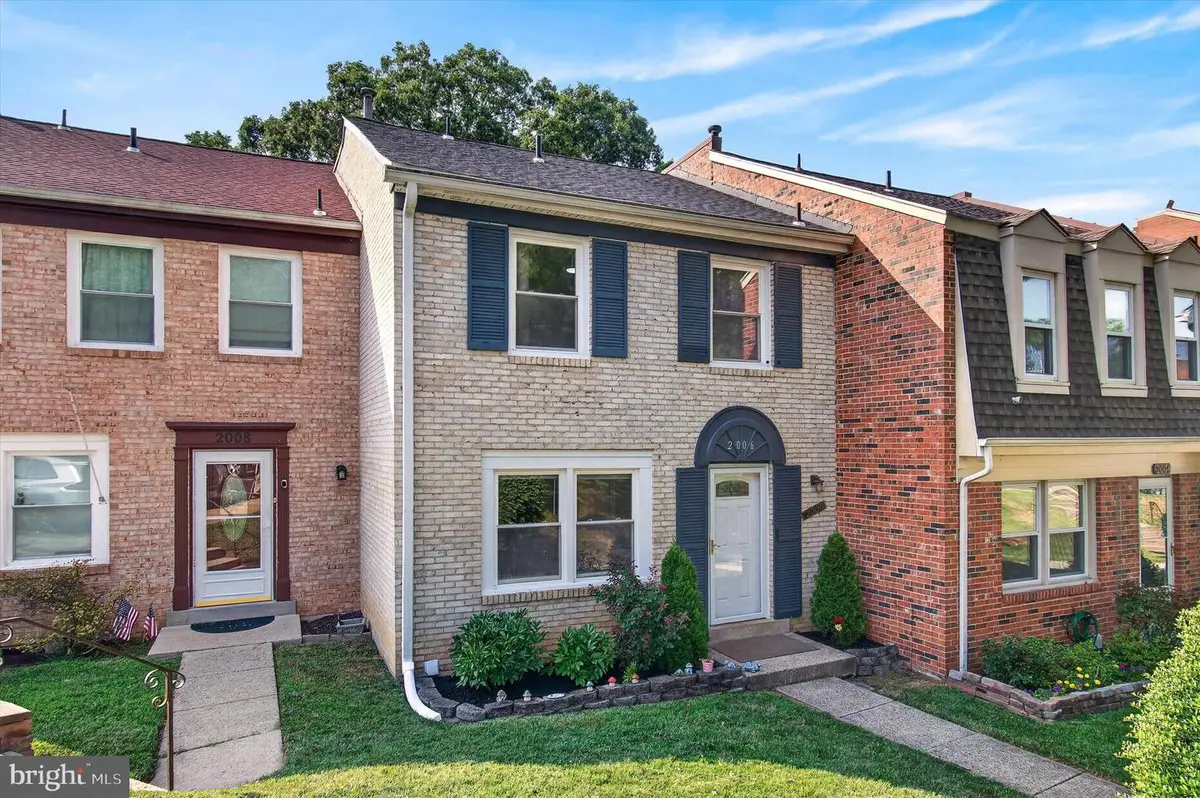 2006 Mayflower Dr, Woodbridge, VA 22192 - #1